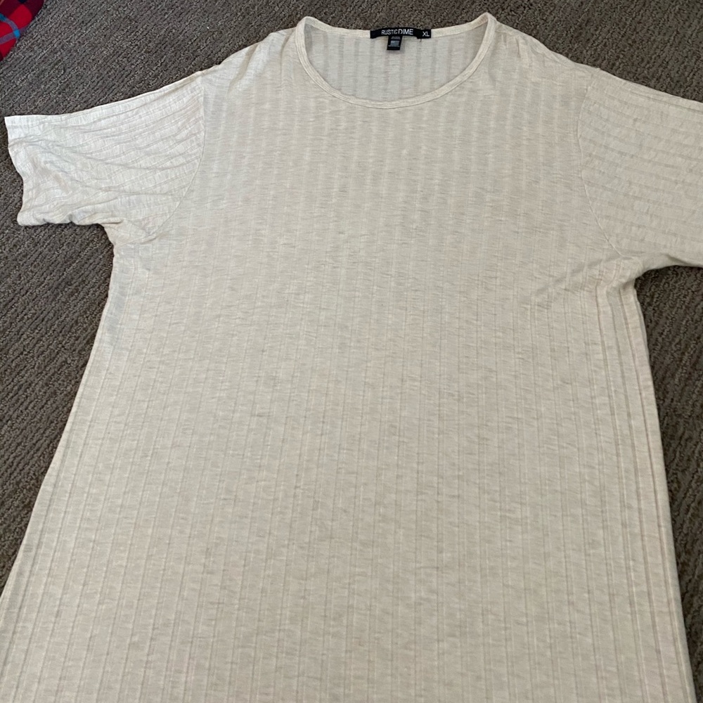 Rubbed cream t-shirt
